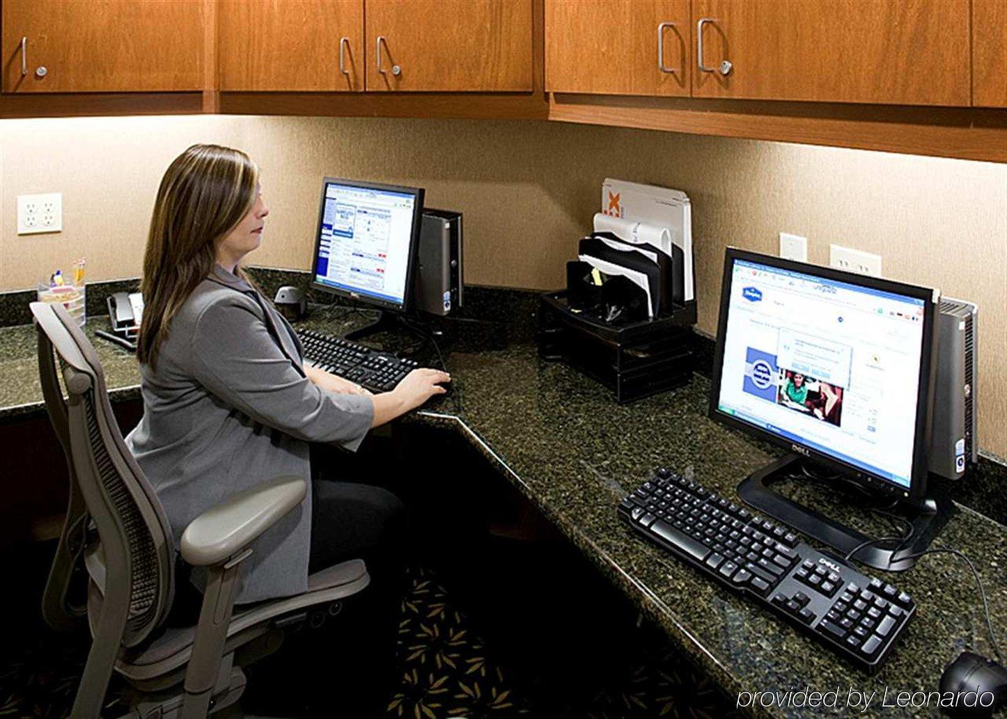 Hampton Inn & Suites Clovis Einrichtungen foto